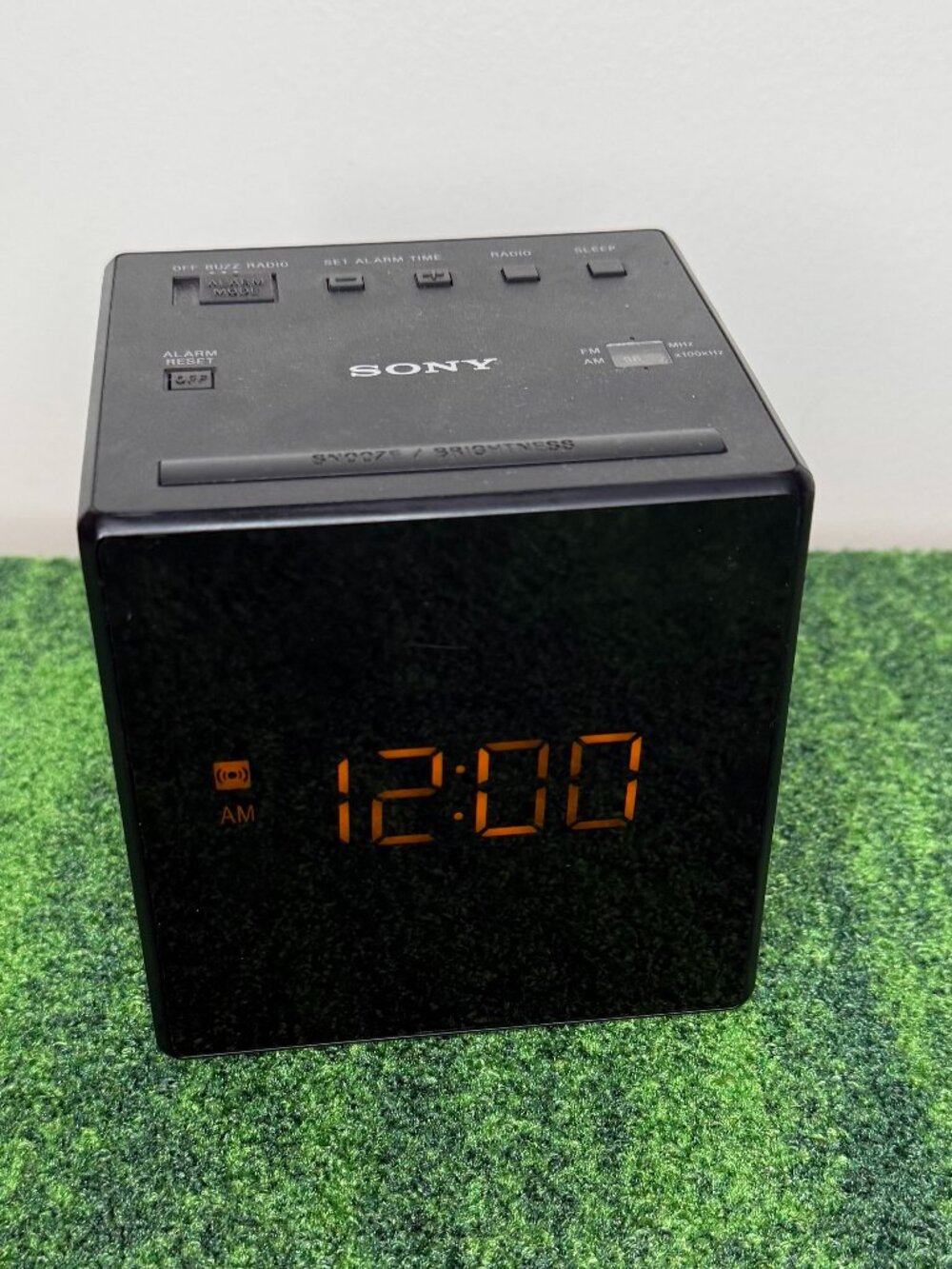 Sony ICF-C1 AM/FM Alarm Clock Radio Square - Corded Black
